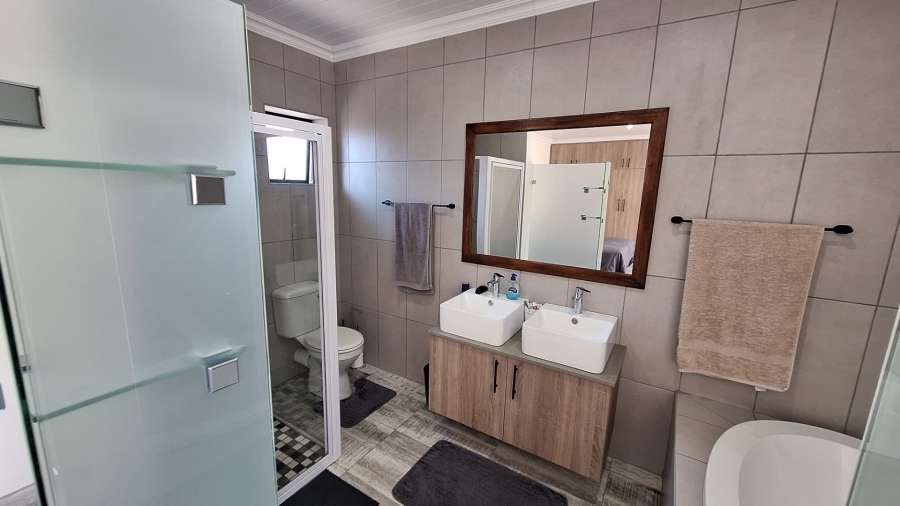 3 Bedroom Property for Sale in Port Owen Western Cape